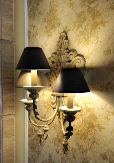 濃烈色彩粉刷17萬體驗歐式古典風