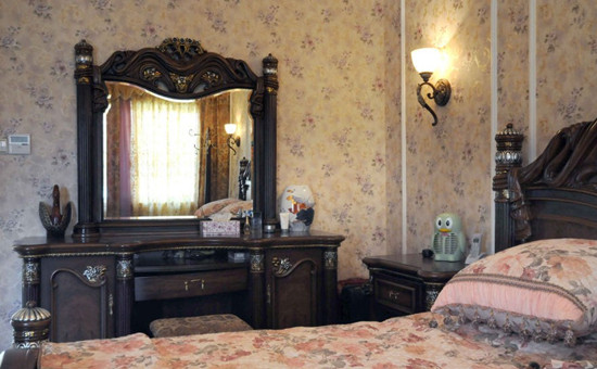 濃烈色彩粉刷17萬體驗歐式古典風