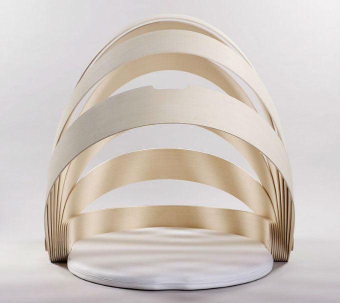 蝸牛殼般的私人床設計