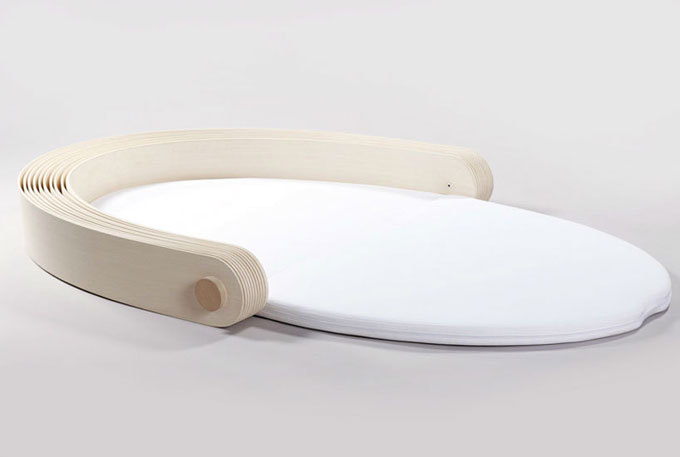 蝸牛殼般的私人床設計