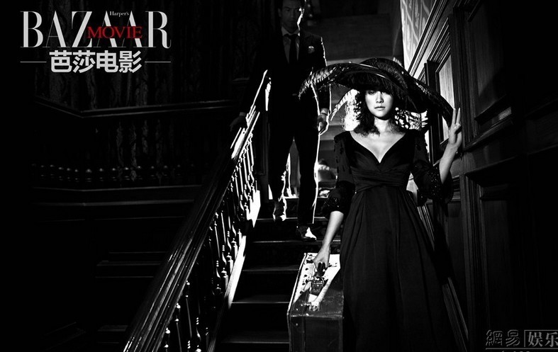 徐靜蕾亂世佳人寫真曝光 深V裝秀事業線