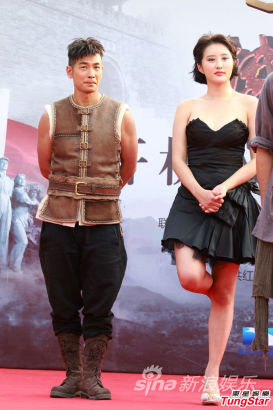 趙文卓新劇湖北開機扮嫩有信心