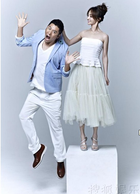 姚笛任重拍情侶寫真演繹"愛情游戲"