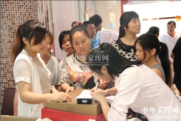 南方寢飾:兩場內購會成交破百萬