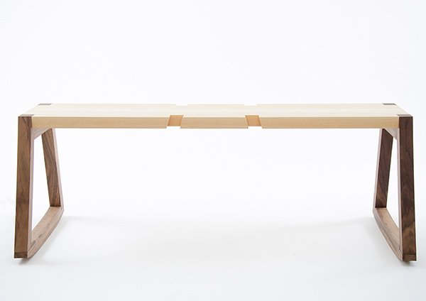 長凳變身蹺蹺板