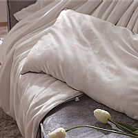 玫瑰情緣蠶絲枕(蠶絲枕)